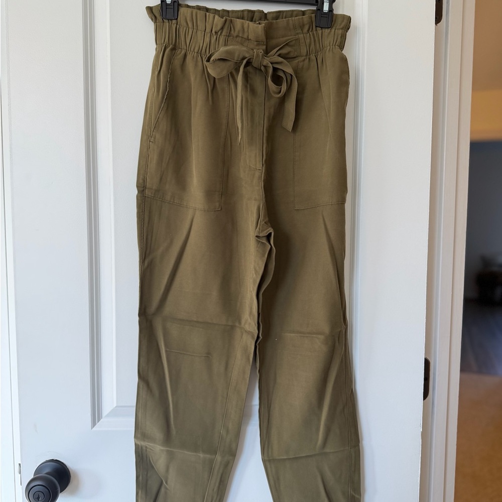 H&M Olive Green Paperbag Waist Pants